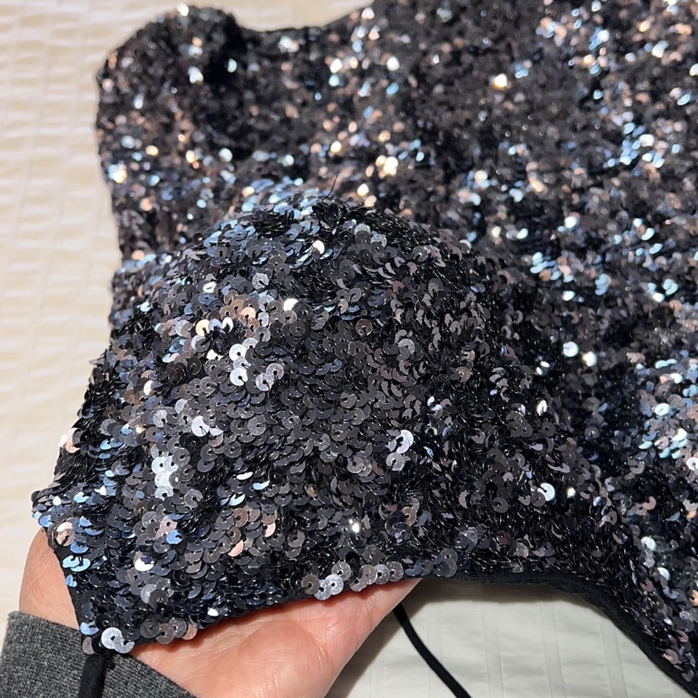 CACHE sequin top - Picture 7 of 14